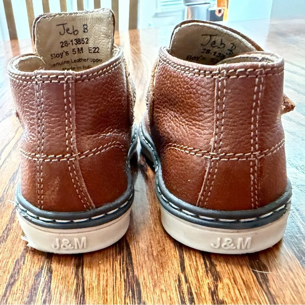 Johnston & Murphy Boys' McGuffey Leather Hook-and-Loop Chukka Boots Toddler 5